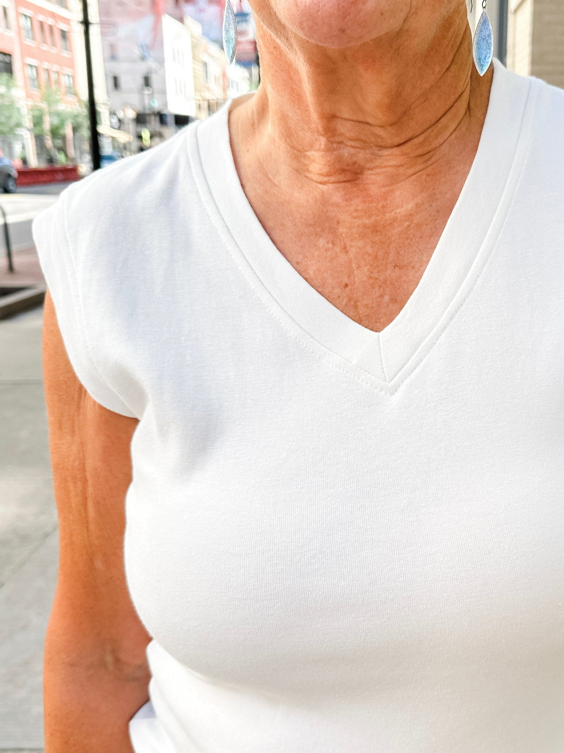 sleeveless knit vest top