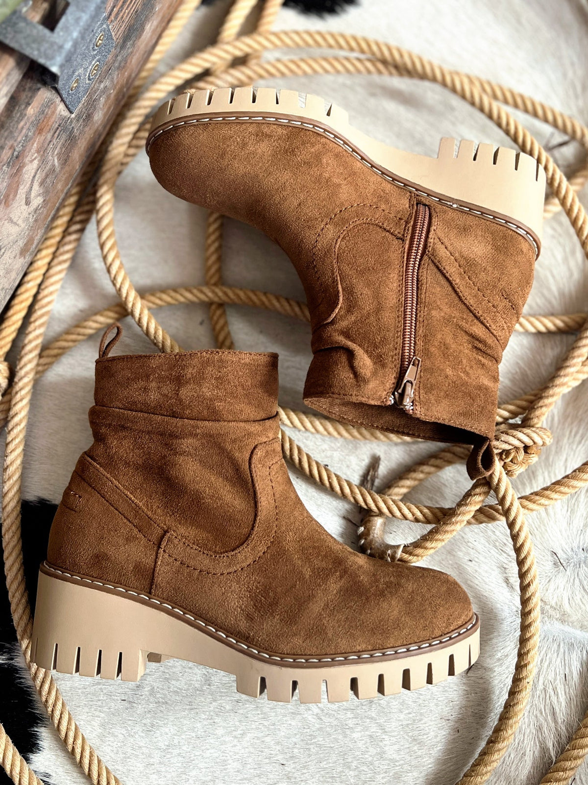 Gotta Go Now Booties*