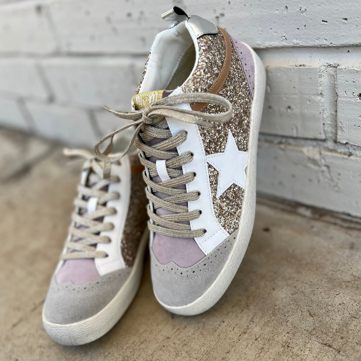 Oxford Lilacs & Gold Sneakers*