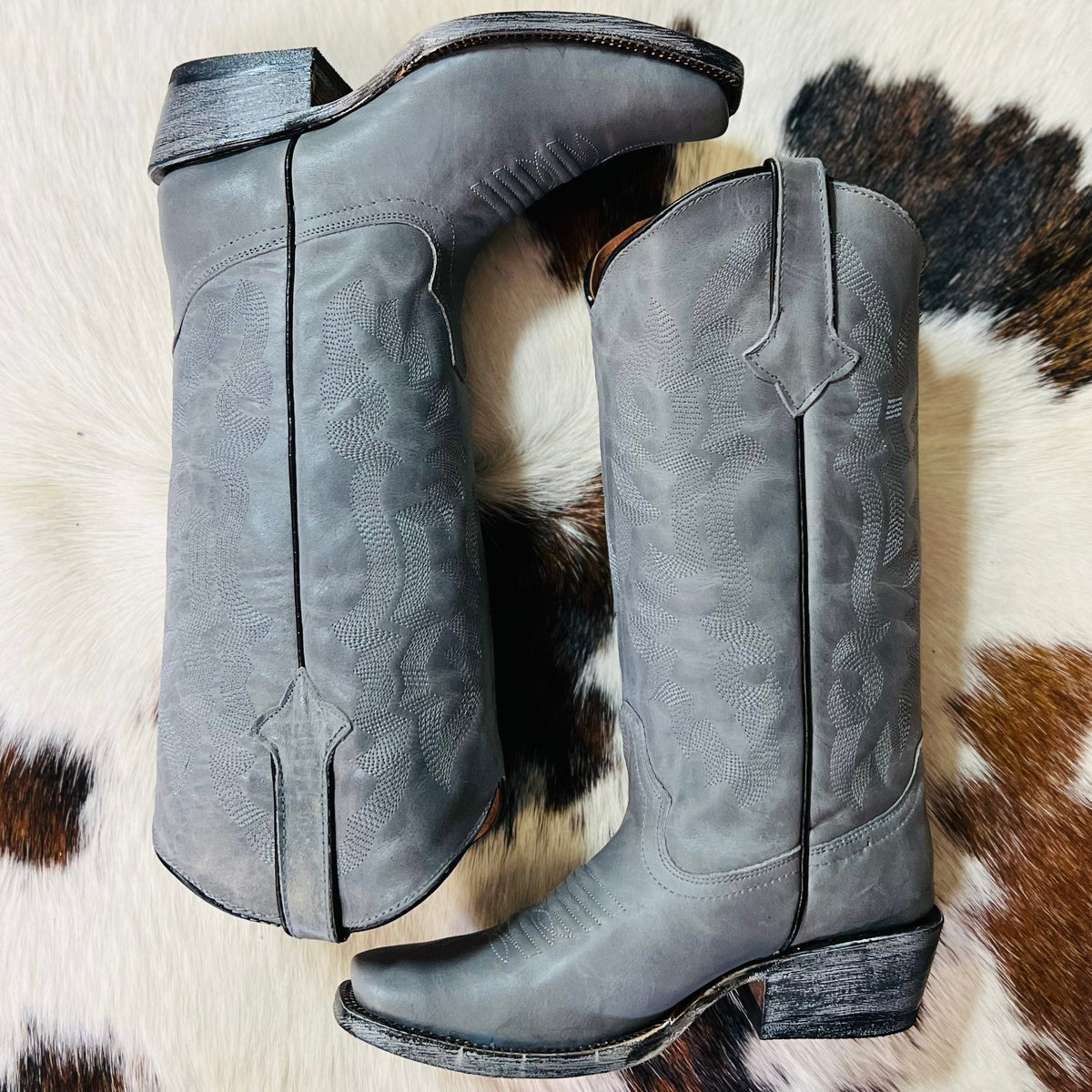 Storm In Her Eyes Leather Boots