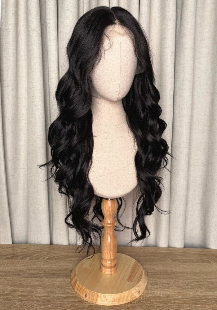 Samone | Lace Front Synthetic Wig