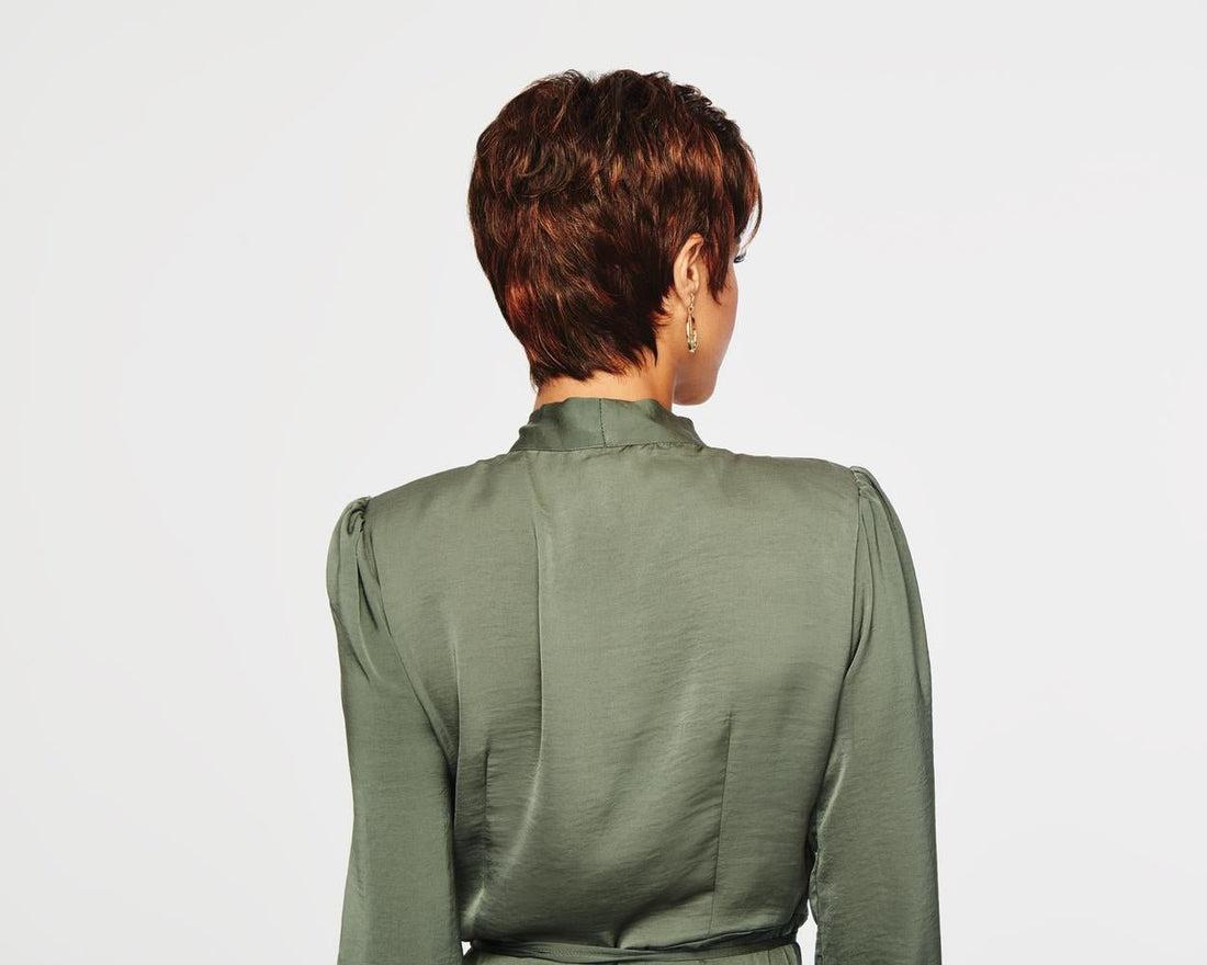 Winner | Synthetic Wig (Basic Cap) Average - Raquel Welch